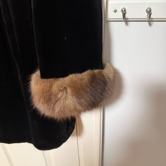 Sheared Mink with Sable Tuxedo Size Small - Picture 4 of 6